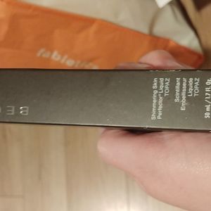 Becca skin shimmer perfector liquid